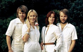 Ban nhạc huyền thoại ABBA tái hợp và trở lại làng nhạc sau 35 năm!