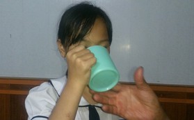 Nữ giáo viên bắt học sinh uống nước vắt giẻ lau bảng có thể bị phạt đến 3 năm tù