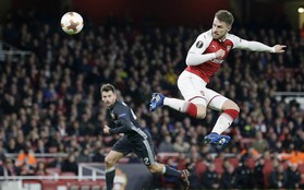 Ramsey lập cú đúp, Arsenal đặt một chân vào bán kết Europa League