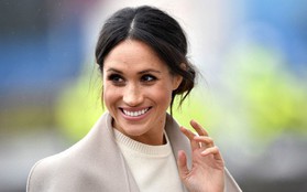 Một chi tiết rất nhỏ cho thấy Meghan Markle cũng bắt đầu lộ dấu hiệu của phụ nữ "có tuổi"