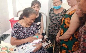 Nhiều người đến xin nhận nuôi bé sơ sinh nghi bị chôn sống ở Bình Thuận, chính quyền không nhận tiền từ thiện