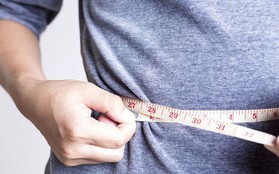 Không phải dùng cân, để biết bạn có béo hay không, đo chu vi vòng bụng mới chuẩn