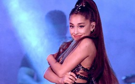 Ariana Grande "quẩy" tưng bừng trên sân khấu với bài hát mới chưa phát hành