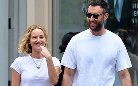 "Mỹ nhân gợi cảm nhất thế giới" Jennifer Lawrence hồn nhiên để mặt mộc, tóc rối đi hẹn hò bạn trai mới