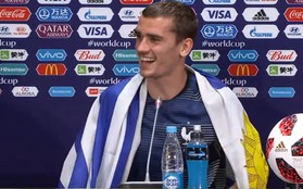 Tại sao Griezmann khoác cờ Uruguay khi vô địch World Cup 2018?