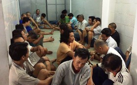 Đột kích bãi đất trống ở vùng ven Sài Gòn, bắt giữ 30 đối tượng đá gà ăn tiền
