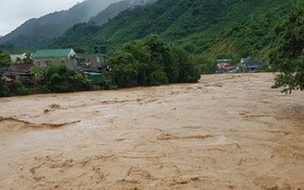 Nghệ An: Hai dì cháu tử vong do nước lũ cuốn trôi