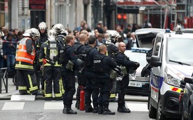 Pháp: Nghi phạm có súng bắt cóc con tin tại chung cư ở Paris