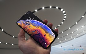 iPhone Xs Max (ích ét mắc) đã xuất hiện, nghe tên là biết mắc tiền rồi!