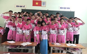 "Chơi lớn" như teen Vĩnh Long: Làm hẳn đồng phục lớp hình Hello Kitty để tôn vinh phái yếu!