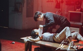 Dù đang hot, phim diệt quỷ "The Guest" vẫn còn 4 nhược điểm to đùng