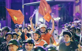 Chiến thắng địa chấn của U23: Lâu lắm rồi Việt Nam mới có không khí ăn mừng bóng đá rộn ràng hơn cả Tết!
