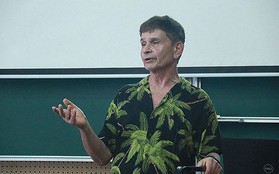 Giáo sư Đại học Mỹ: Người Việt có tâm lý sính bằng cấp ngoại
