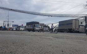Người dân sống gần hiện trường vụ container gây tai nạn thảm khốc ở Long An: "Con đường đã xuống cấp, liên tục xảy ra tai nạn"