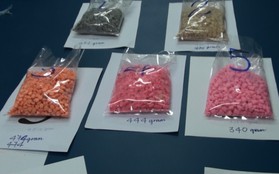 TP. HCM: Gần Tết, lại phát hiện thêm vụ vận chuyển ma túy lớn được giấu trong băng đĩa qua đường hàng không