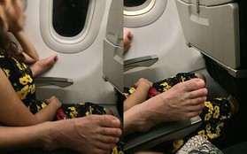Phát hoảng với bàn chân bốc mùi gác trên ghế máy bay, mặc cho cô gái "mỏi miệng" nhắc nhở