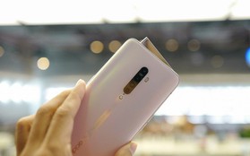 Cận cảnh Oppo Reno 2 "vây cá mập": 4 camera dàn trận hoành tráng, zoom 20x, quay video chống rung