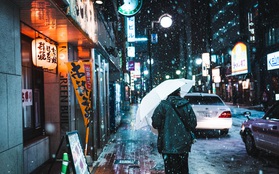 Bộ ảnh phố Nhật về đêm đầy “ảo diệu” đang gây sốt cộng đồng mạng, hóa ra mùa đông xứ hoa anh đào đẹp đến thế sao?