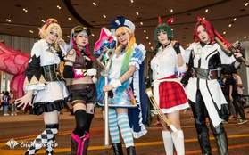 Nhiều cosplayer xinh đẹp hội tụ ở ICONSIAM "đốt nóng" trận Chung kết AIC 2019