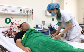 Bác sĩ Việt bất ngờ tử vong thương tâm khi đang trực tại bệnh viện: Cảnh báo căn bệnh "mất thời gian là mất não"