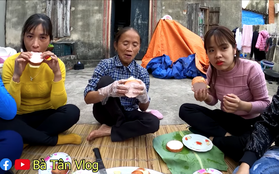 Vẫn chỉ có Bà Tân Vlog mới có món xúc xích "khác người" như thế: dành cho những ai có miệng rộng bởi vì quá siêu to khổng lồ