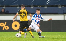 Sau màn ra mắt ngắn ngủi, Đoàn Văn Hậu nhận tin không thể vui hơn từ HLV SC Heereenveen