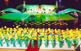 Cho học sinh toàn thành phố Đà Lạt nghỉ học để khai mạc Festival hoa