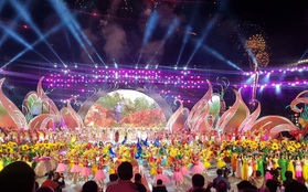 Rực rỡ đêm khai mạc Festival Hoa Đà Lạt 2019