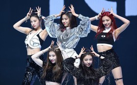 Debut chưa đầy một tuần tuổi, ITZY đã sắp trở thành nhóm nhạc "Cô A và những người bạn"?