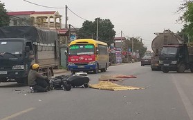 Va chạm giao thông ngã ra đường, nam công nhân bị xe bồn cán tử vong, thi thể không còn nguyên vẹn