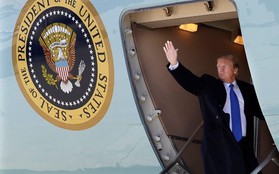 Chuyên cơ Air Force One của ông Trump tốn chi phí ra sao khi bay thẳng từ Mỹ đến Việt Nam?