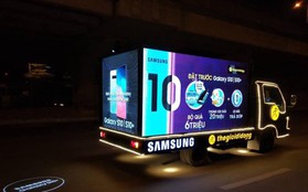 Thế Giới Di Động độ xe, chở Galaxy S10/S10+ diễu phố khắp Sài Gòn, Hà Nội