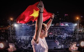 Armin Van Buuren nói lời yêu với fan Việt sau giây phút thăng hoa cùng hàng vạn khán giả Thủ đô