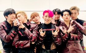 MONSTA X lại cho ITZY "hít khói", thành viên vừa xuất viện được cả MC cõng trên lưng để ăn mừng