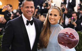 Jennifer Lopez chính thức đính hôn ở tuổi 50 sau 3 cuộc hôn nhân đổ vỡ, chiếc nhẫn trăm tỉ bạn trai cô tặng gây chú ý