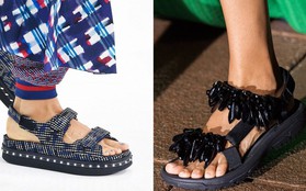 Chuyện không ai ngờ: sandal "thối chân" trong truyền thuyết bỗng thành hot trend, trông chất chơi lạ thường