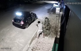 Bắc Giang: Đôi nam nữ đi xế hộp chung tay bê trộm cây đào rồi "lặn" mất trong đêm khuya thanh vắng