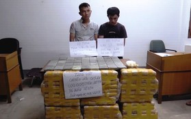 Bắt 2 đối tượng người Lào mang 600.000 viên ma túy và 36 bánh heroin vào Việt Nam