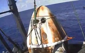 Tàu "Long Đội" do SpaceX ft. NASA đã hạ cánh: thê thảm nhưng an toàn, mở ra bước ngoặt lớn
