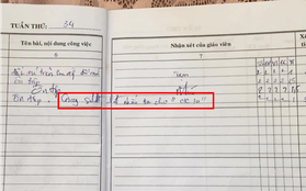 Hí hoáy nhắn tin với người thương trong giờ học, cô giáo ra tay viết một câu khiến học sinh xấu hổ chừa đến già