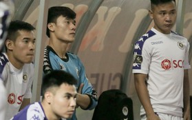 Bùi Tiến Dũng chán nản, không khí Hà Nội FC như đưa đám sau trận thua thảm trước CLB Thanh Hoá