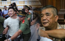 Bố Văn Kính Dương chia sẻ sau 5 ngày xét xử: "Tôi từng khuyên con trai nhưng nó bảo nhiều việc nên chưa ra đầu thú"