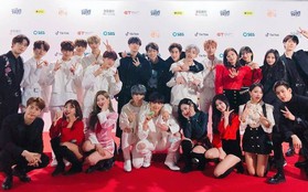 Nhờ MV mới của GOT7, TWICE, ITZY và Stray Kids mà JYP được phong "ông hoàng địa ốc", lí do vì sao?