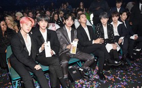 Nữ diễn viên giả làm fan BTS ở "BBMAs 2019" và cái kết bị "ném đá" kịch liệt vì... diễn sâu