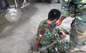 Hà Nội: Xe chở bộ đội ra thao trường bị lật, nhiều chiến sỹ bị thương