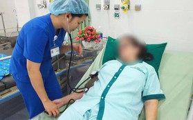 Uống thuốc giảm đau hạ sốt quá liều, nữ du khách nước ngoài ở Đà Nẵng nhập viện vì suy gan cấp nặng