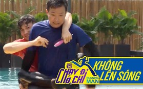 Running Man - Không lên sóng: Liên Bỉnh Phát say sưa chải tóc và... ngắt nụ Trấn Thành