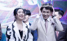 Chất chơi như Prom Nguyễn Thượng Hiền: Chìm đắm trong dòng nhạc Indie cùng Vũ và Thái Đinh, phỏng vấn như Hoa hậu để tìm ra King - Queen
