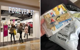 Cứ nghĩ là chu đáo nhưng hóa ra lại kém duyên: Forever 21 tặng kẹo ăn kiêng cho khách mua đồ big size và bị "ăn gạch"