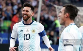Messi trao "bùa may mắn" cho đàn em và ngay lập tức điều tốt lành xảy ra